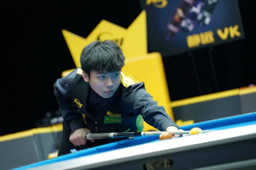 中扮演着 中扮演着